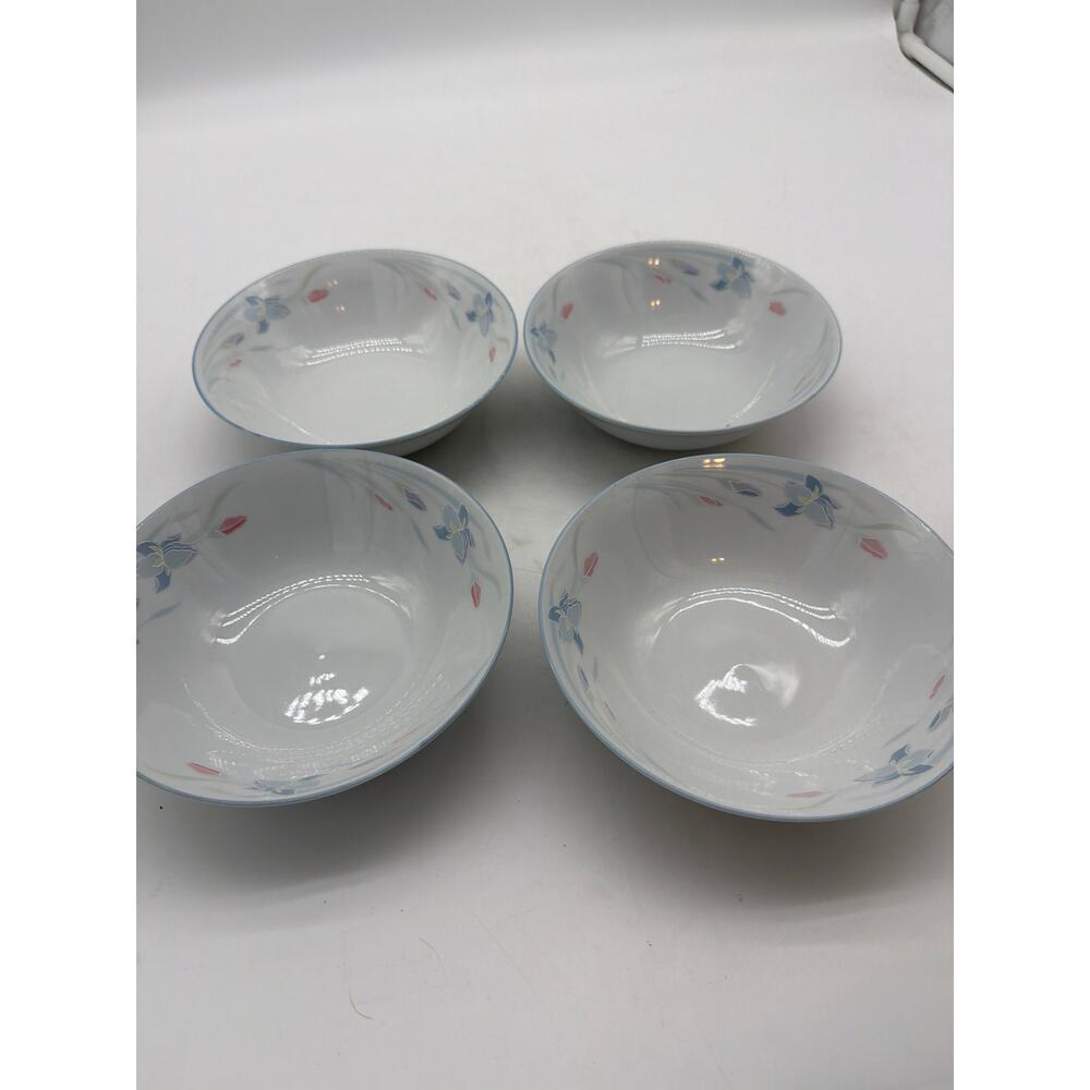 4 FRESH FLOWERS BY EXCEL 6.25" SOUP/CEREAL BOWL / WHITE / BLUE & PINK FLOWERS